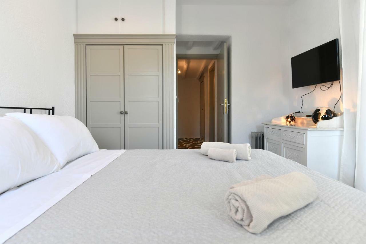 Santa Flora 3 Bedroom House A ParikiaaS Edge Πάρος Εξωτερικό φωτογραφία
