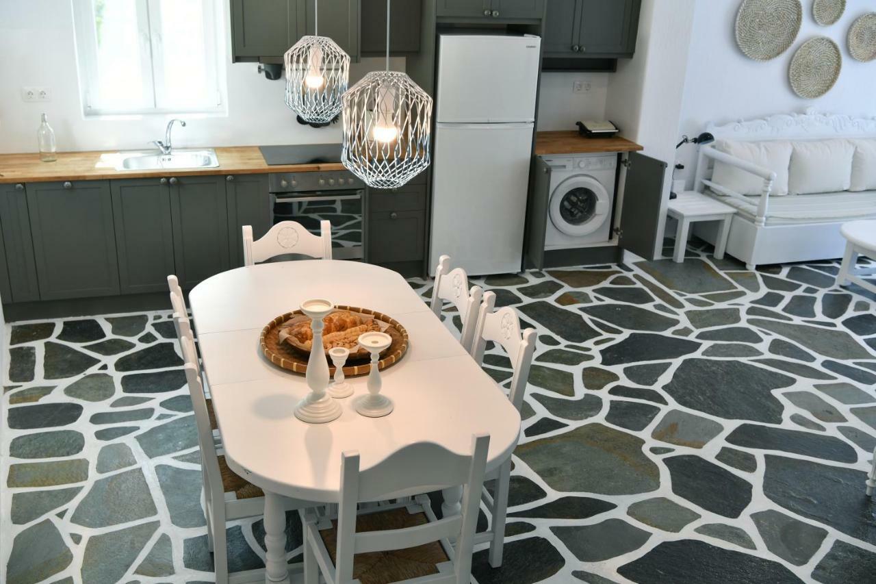 Santa Flora 3 Bedroom House A ParikiaaS Edge Πάρος Εξωτερικό φωτογραφία