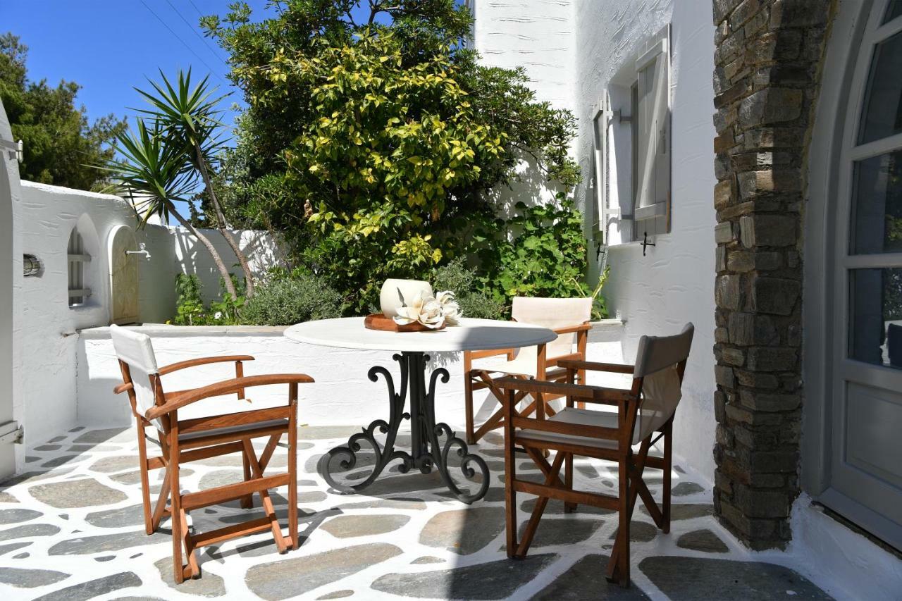 Santa Flora 3 Bedroom House A ParikiaaS Edge Πάρος Εξωτερικό φωτογραφία