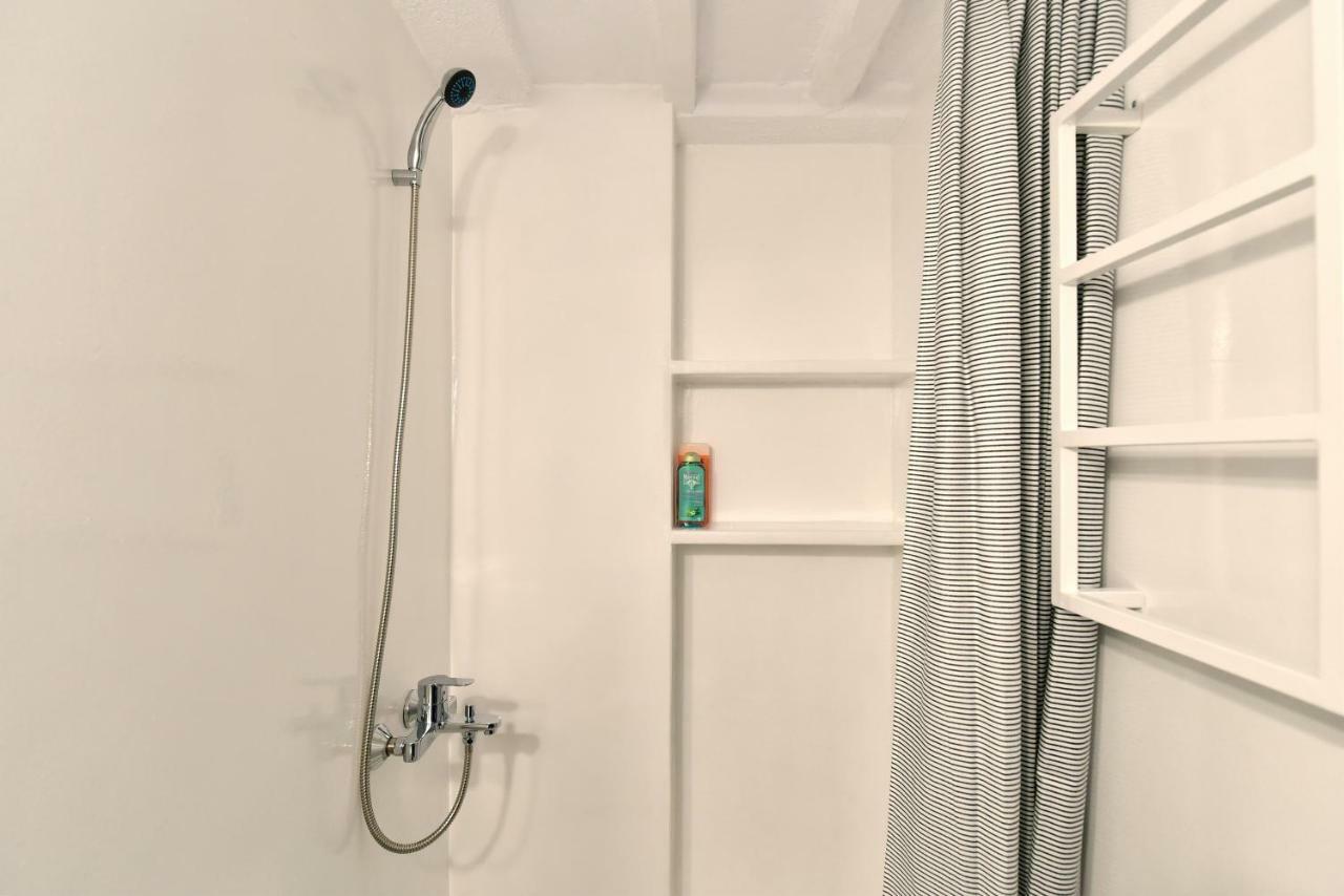 Santa Flora 3 Bedroom House A ParikiaaS Edge Πάρος Εξωτερικό φωτογραφία